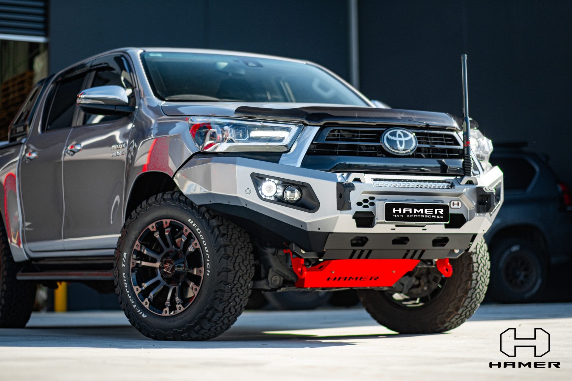HAMER King series bull bar for Toyota Hilux (2024 – Present) - Image 4
