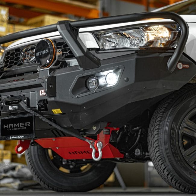 HAMER King series Plus bull bar for Toyota Hilux (2024 – Present) - Image 4