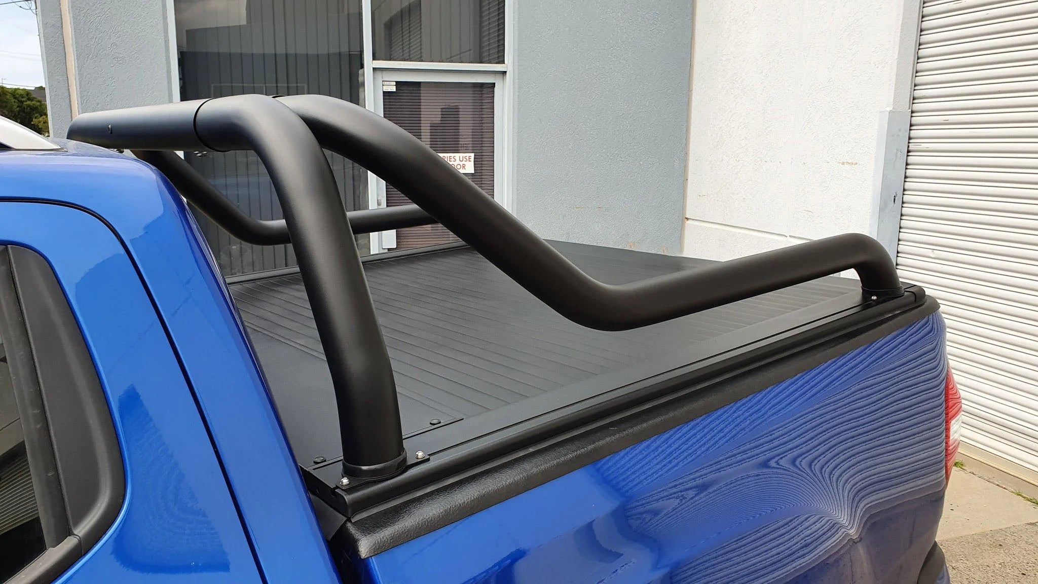LDV MAXUS T60 DC 2017-2023 ELECTRIC ROLLER SHUTTER COVER & EXTENDED SPORTS BAR tonneau hard lid (SUPPLIED & FITTED IN STORE ONLY) - Image 2