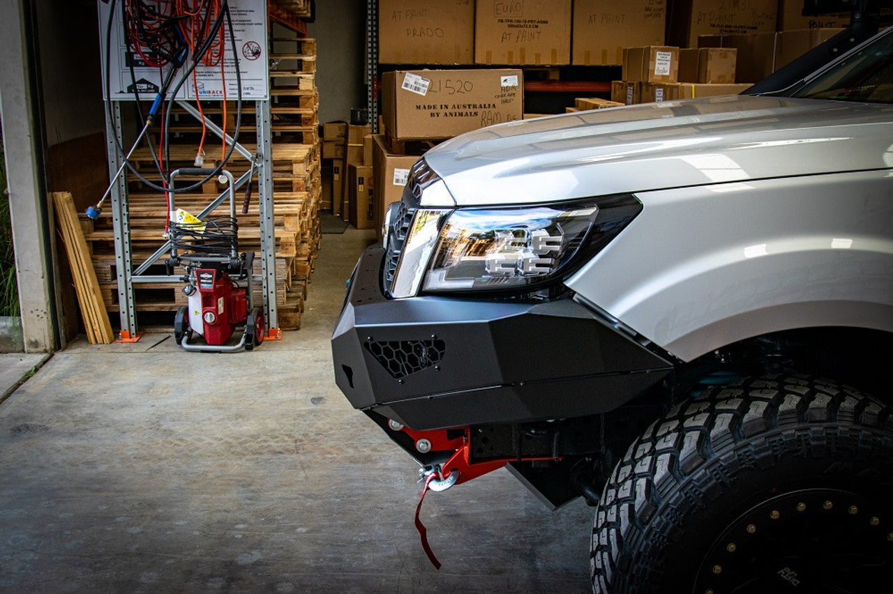 Predator Bull Bar, Nissan Navara NP300, 2021 on (SUPPLIED & FITTED IN STORE ONLY) - Image 3