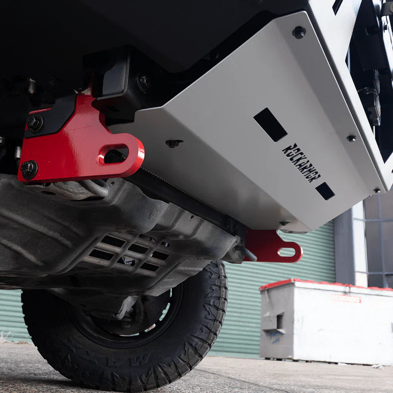 N80 Hilux Bullbar - Suits 09/2015 - 07/2020 (SUPPLIED & FITTED IN STORE ONLY) - Image 2