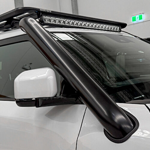 Snorkel | Fabwitz 4″ Stainless Short Entry Powder Coated – BYD Shark 6 (2024-Current)